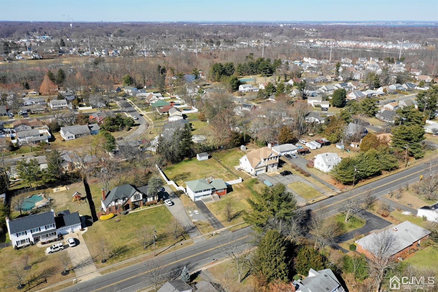 627 Lloyd Road Aberdeen, NJ 07747 - Photo 32 of 32 an aerial view of multiple house