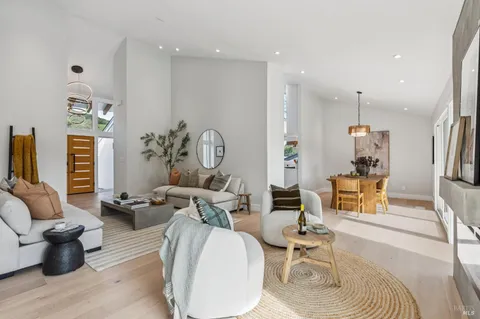 $1,350,000 | 440 Estado Way, Novato, CA 94945