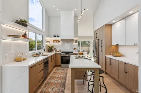 $1,350,000 | 440 Estado Way, Novato, CA 94945