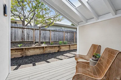 $1,350,000 | 440 Estado Way, Novato, CA 94945