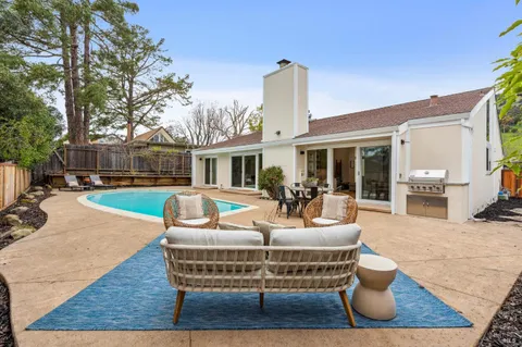 $1,350,000 | 440 Estado Way, Novato, CA 94945