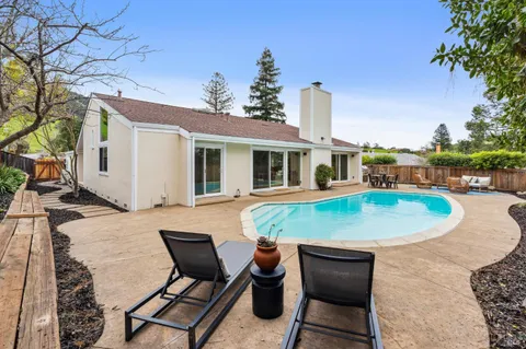 $1,350,000 | 440 Estado Way, Novato, CA 94945