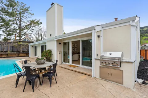 $1,350,000 | 440 Estado Way, Novato, CA 94945