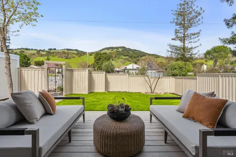 $1,350,000 | 440 Estado Way, Novato, CA 94945