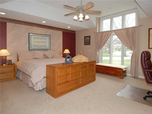 2125 Bechtel Road Indianapolis, IN 46260 - Photo 10 of 20 Gallery Image 10