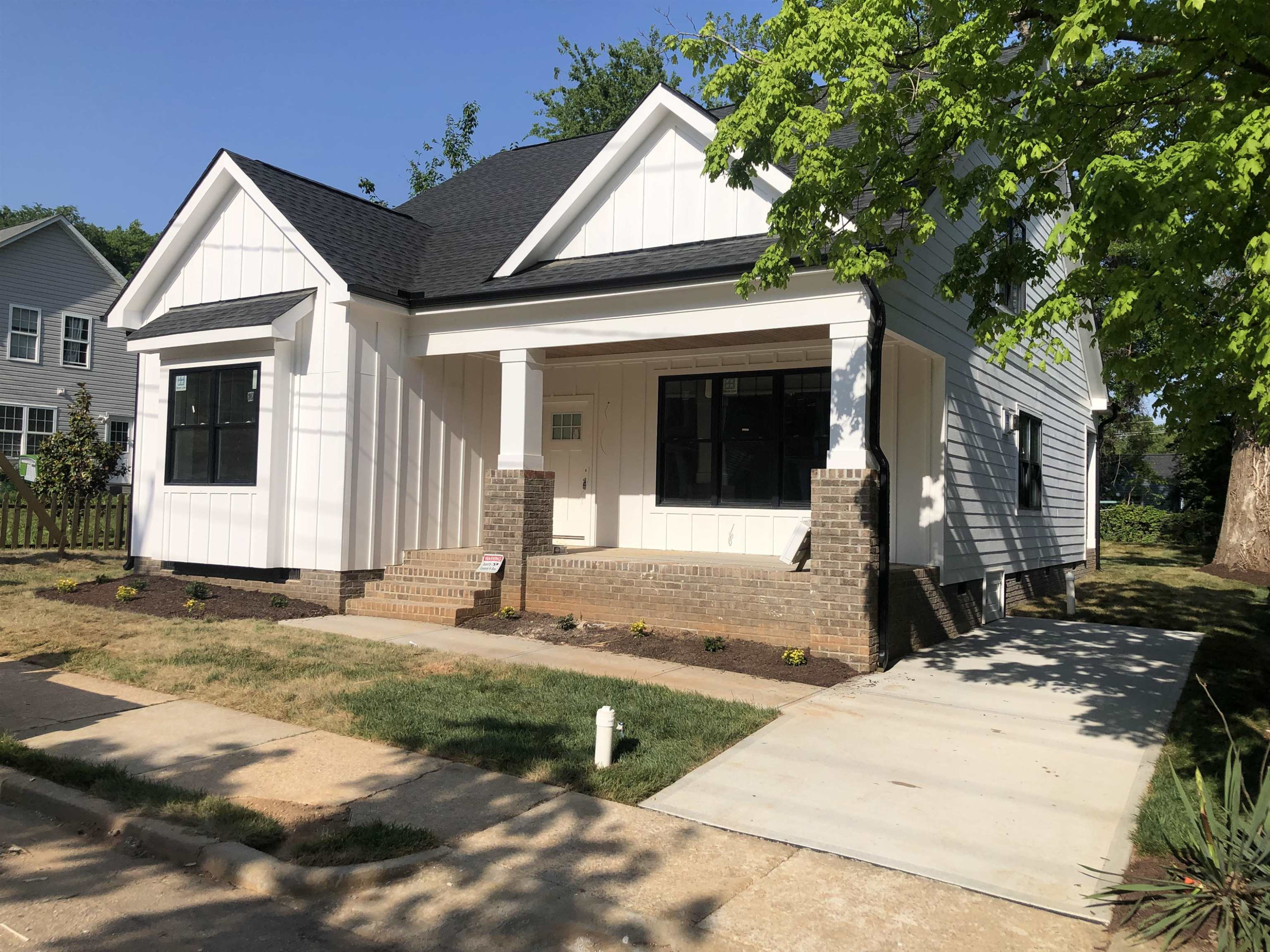 809 South East Street Raleigh, NC 27601 - Photo 1 of 17 Photo 1