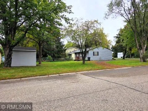 $1,550 | 653 North 2nd Street, New Richmond, WI 54017