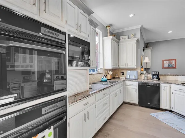 $649,000 | 21 Wellington Oaks Circle, Denton, TX 76210