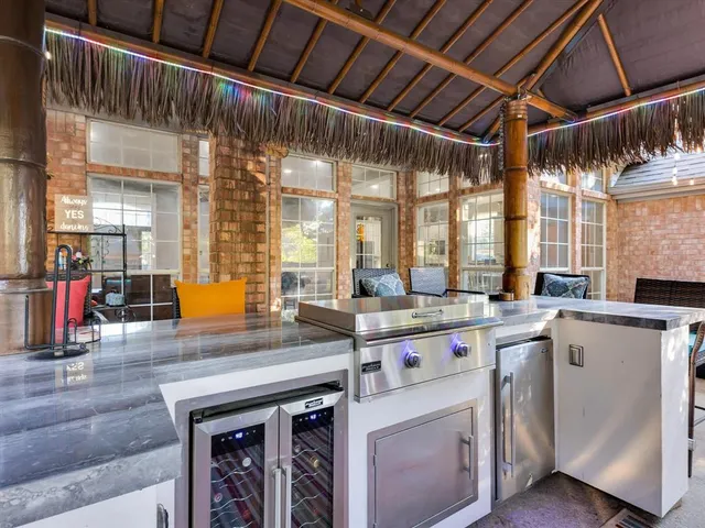 $649,000 | 21 Wellington Oaks Circle, Denton, TX 76210