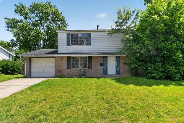 $289,900 | 3695 Paris Boulevard, Westerville, OH 43081