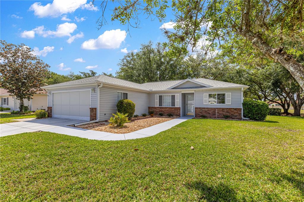 8660 Southeast 140th Place Road Summerfield, FL 34491 - Photo 2 of 55
