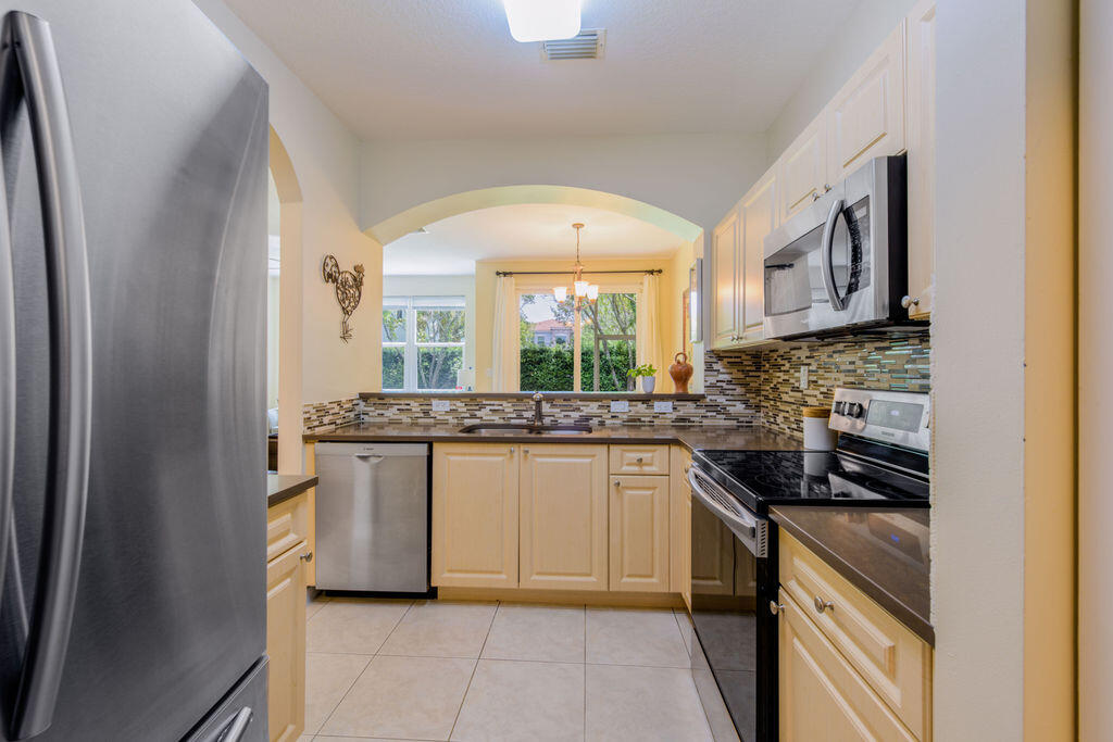 141 Coconut Key Lane Delray Beach, FL 33484 - Photo 11 of 33 DSC_6254-Edit-141CoconutKeyLN-Delray-Bea