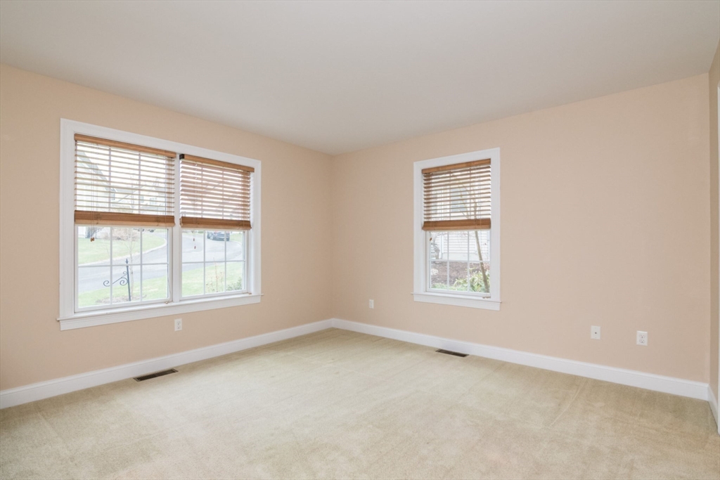 20 Bridge Road, Unit 17 Northampton, MA 01062 - Photo 24 of 35