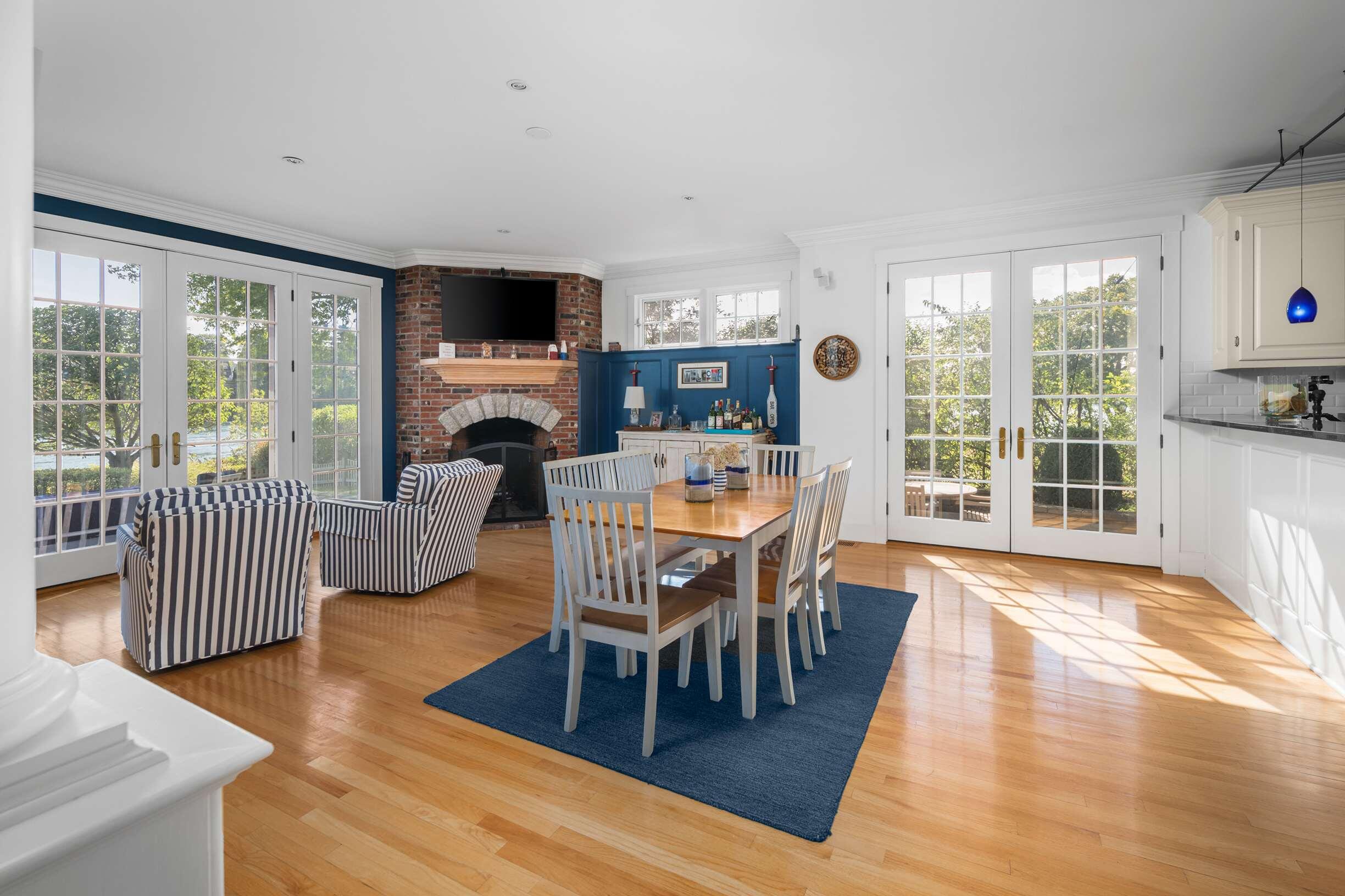 32 Grover Avenue Eliot, ME 03903 - Photo 9 of 39 09-Dining