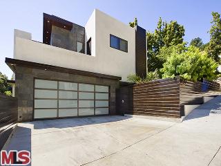 8532 Ridpath Drive Los Angeles, CA 90046 - Photo 1 of 1