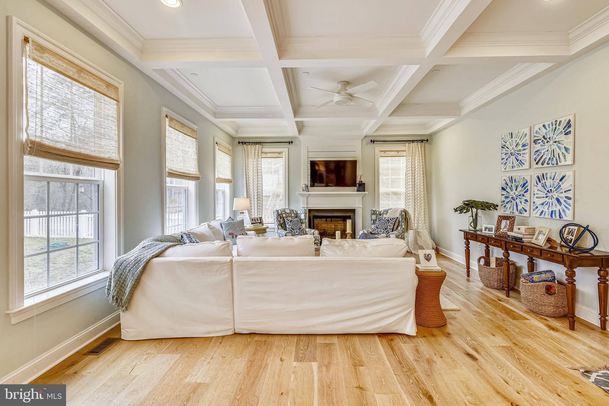 1013 Shore Acres Road Arnold, MD 21012 - Photo 11 of 67 Large Living Room w/ gas fireplace