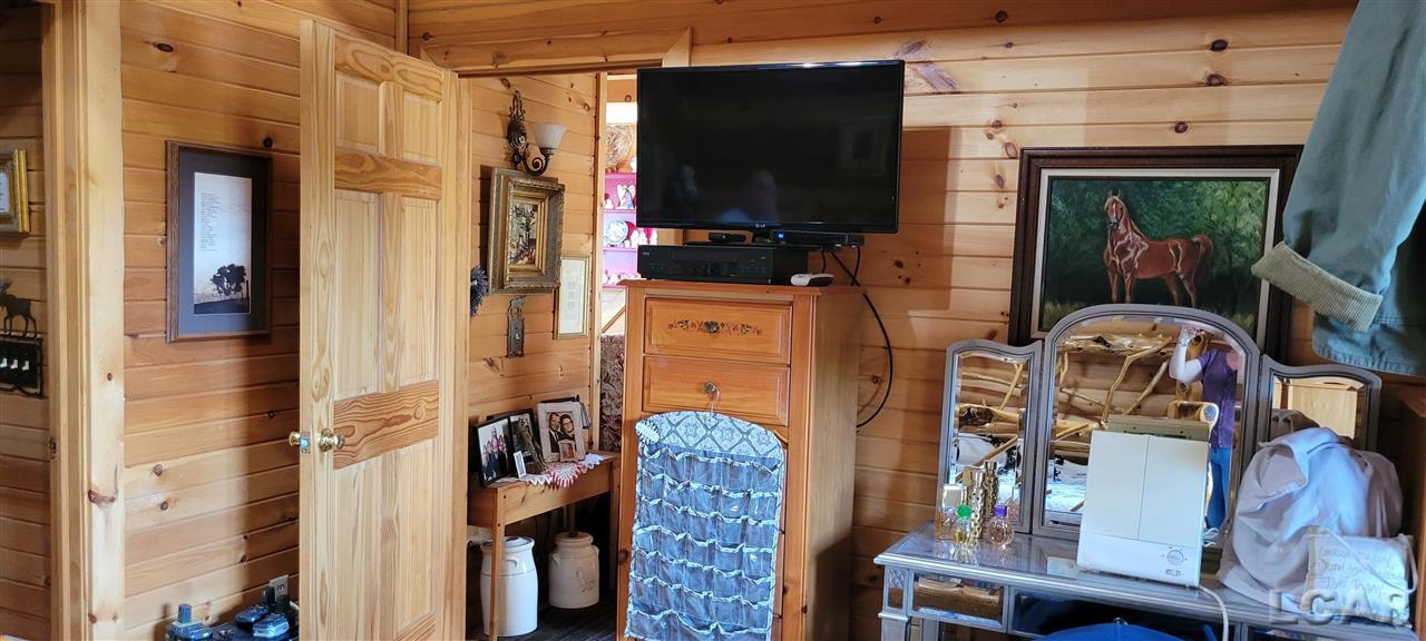2550 Plank Road Dundee, MI 48131 - Photo 24 of 35