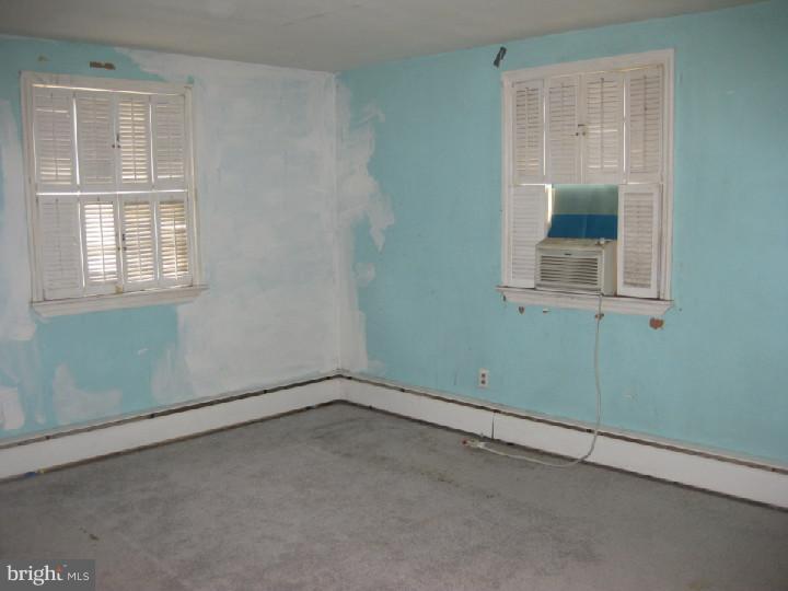 60 Holly Road Southampton, PA 18966 - Photo 9 of 17 Bedroom - Main