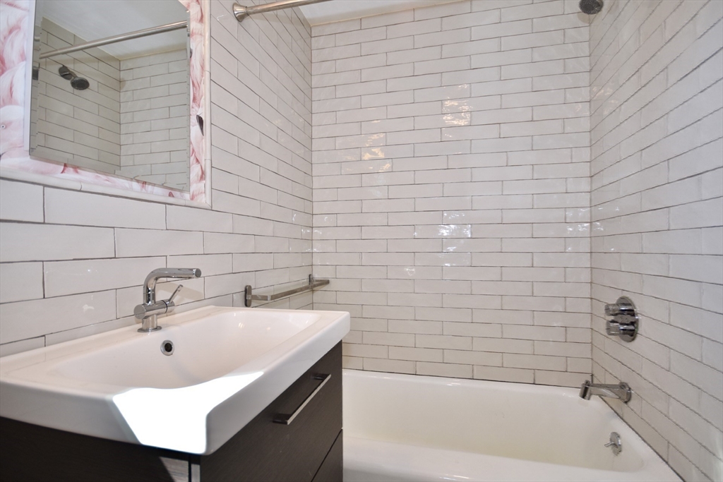 93 Howland Road Fairhaven, MA 02719 - Photo 17 of 29