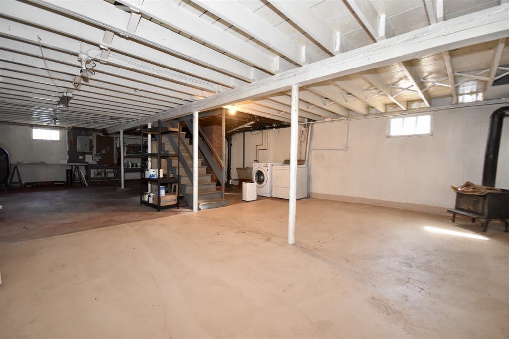 93 Howland Road Fairhaven, MA 02719 - Photo 21 of 29