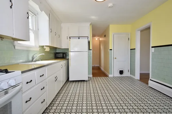 $465,000 | 93 Howland Road, Fairhaven, MA 02719