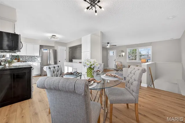 $265,000 | 49 El Sahara Drive, Cedar Hill, MO 63016