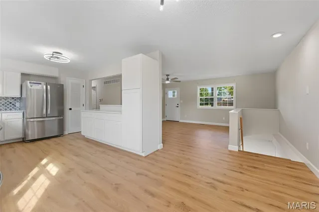 $265,000 | 49 El Sahara Drive, Cedar Hill, MO 63016