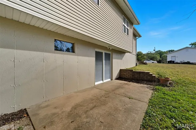 $265,000 | 49 El Sahara Drive, Cedar Hill, MO 63016