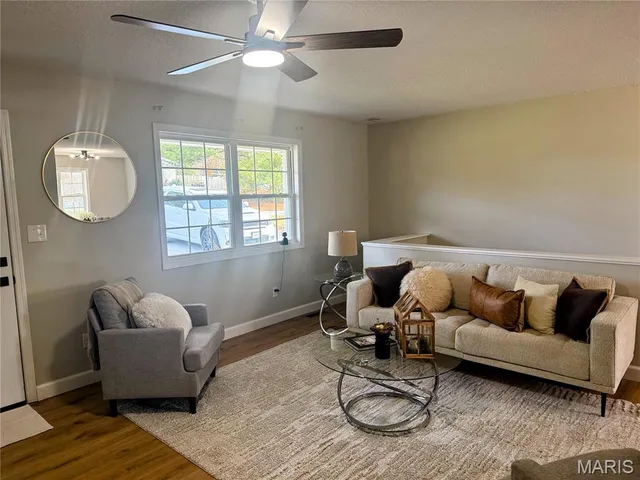 $265,000 | 49 El Sahara Drive, Cedar Hill, MO 63016