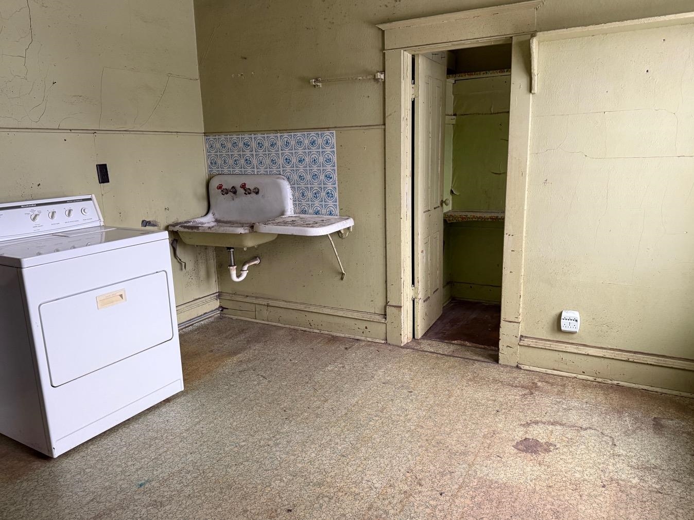 810 4th Avenue Two Harbors, MN 55616 - Photo 14 of 22