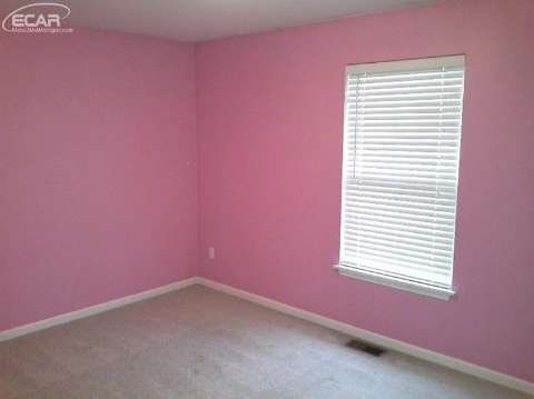 7331 Seymour Road Swartz Creek, MI 48473 - Photo 10 of 11 Gallery Image 10