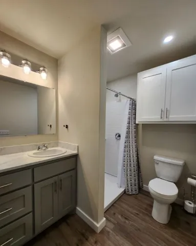 $1,800 | 804 North Orange Street, Fredericksburg, TX 78624