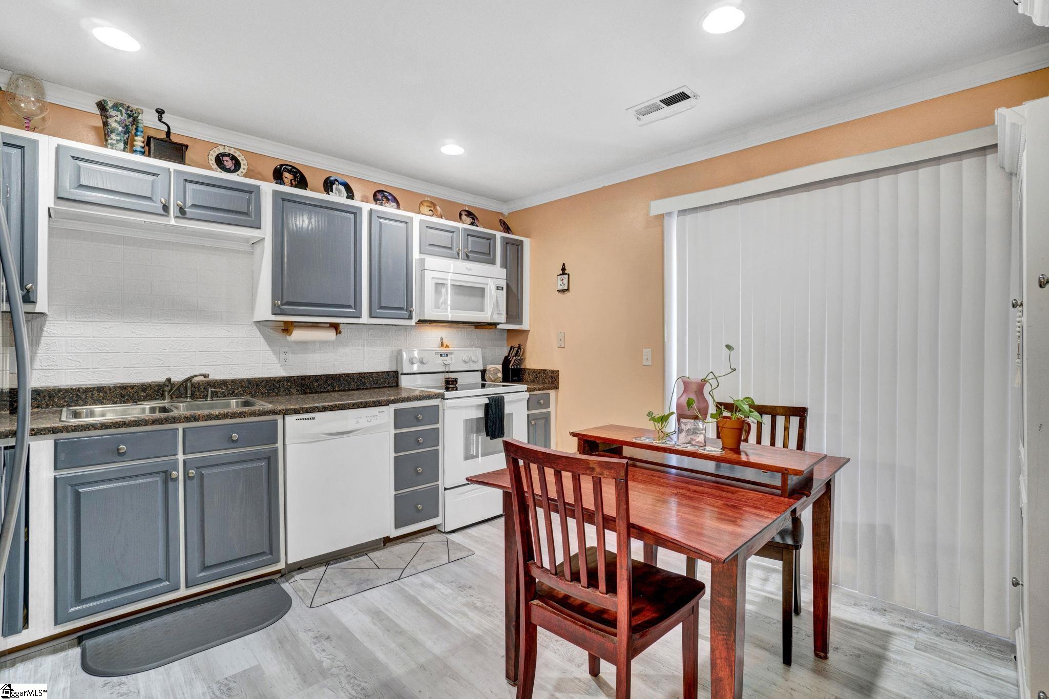 23 Becky Gibson Road Greer, SC 29651 - Photo 11 of 35