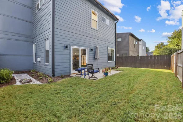 $775,000 | 621 Campus Street, Charlotte, NC 28216