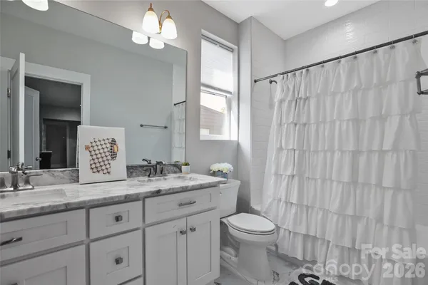 $775,000 | 621 Campus Street, Charlotte, NC 28216