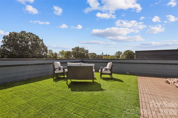 $775,000 | 621 Campus Street, Charlotte, NC 28216