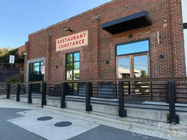 $775,000 | 621 Campus Street, Charlotte, NC 28216