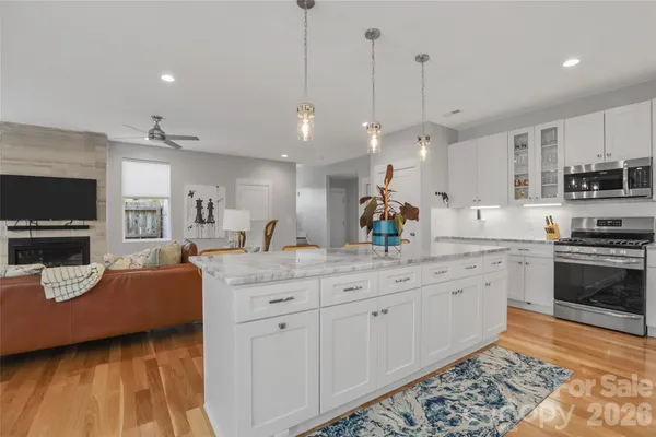 $775,000 | 621 Campus Street, Charlotte, NC 28216