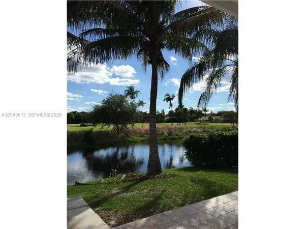 $2,995 | Spring Tree, Sunrise, FL 33351