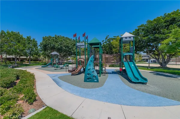 $1,838,000 | 25 Washington, Irvine, CA 92606
