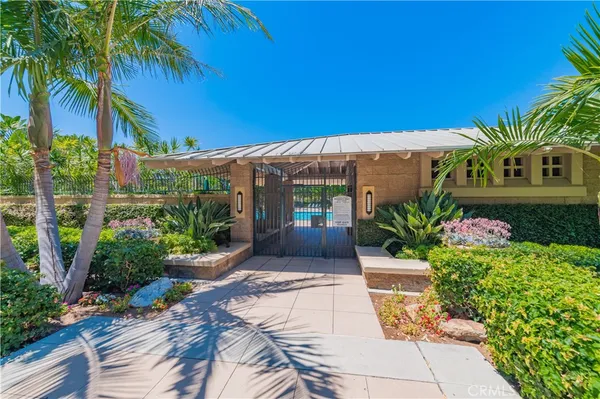 $1,838,000 | 25 Washington, Irvine, CA 92606