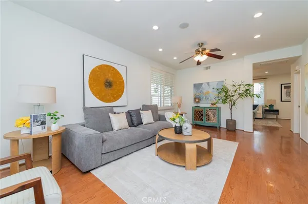 $1,838,000 | 25 Washington, Irvine, CA 92606
