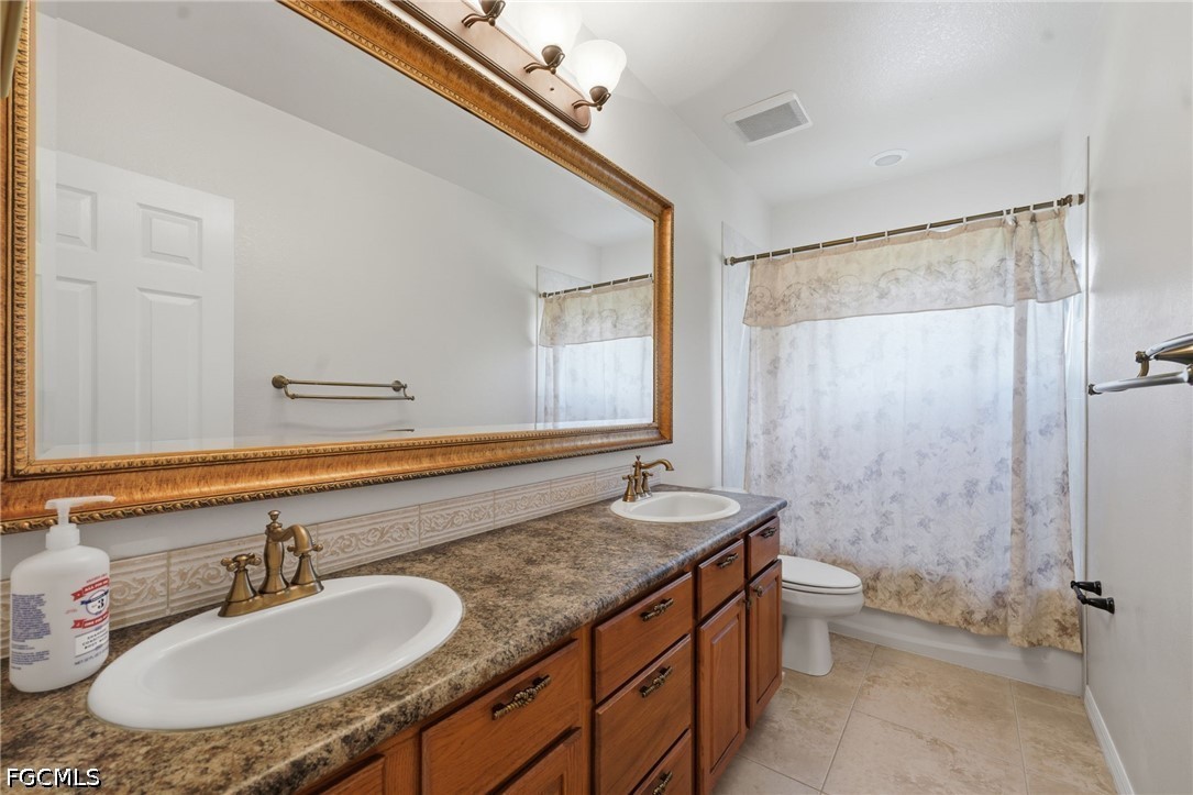 640 Clancy Street East Lehigh Acres, FL 33974 - Photo 18 of 25