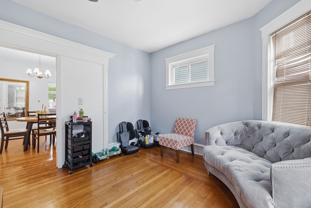 37 Eaton Street Fall River, MA 02723 - Photo 4 of 42