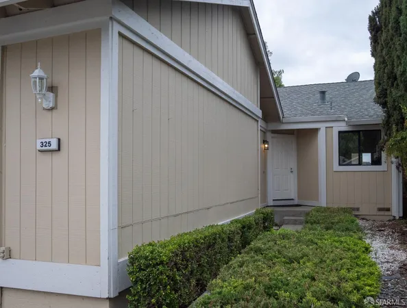 $678,500 | 325 Newbury Street, Hercules, CA 94547