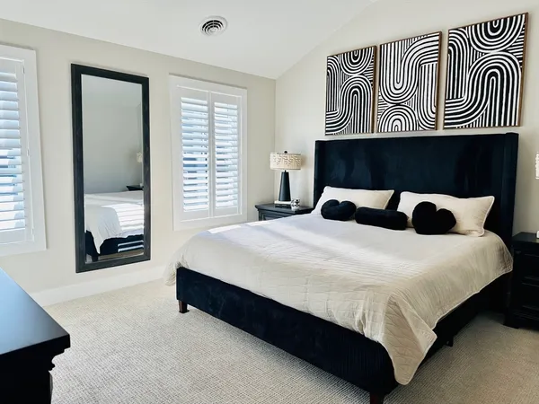 $734,900 | 22 Elise Avenue, Unit 11, Londonderry, NH 03053