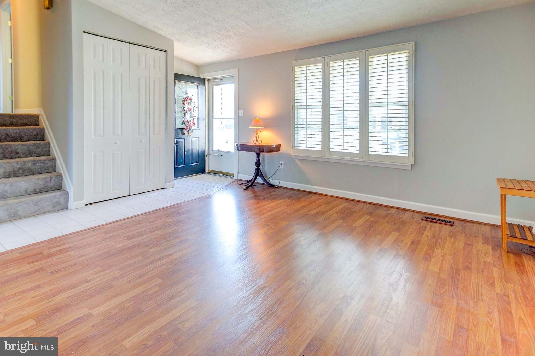 8 Box Circle Baltimore, MD 21221 - Photo 6 of 34