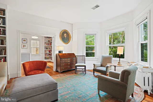 $2,095,000 | 4621 Drummond Avenue, Chevy Chase, MD 20815