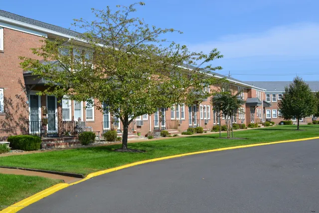 $1,650 | 310 Maryland Avenue, Unit 12B, Point Pleasant Beach, NJ 08742