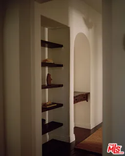 $3,145,000 | 337 North Croft Avenue, Los Angeles, CA 90048